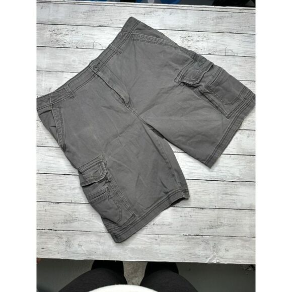 UNIONBAY  Men's cargo shorts in gray size 38 - Picture 1 of 5